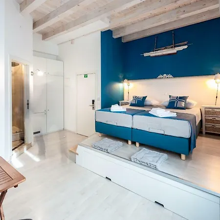 Nautica Casa de hóspedes 4*