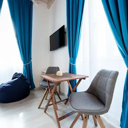 Nautica Rooms Guest house