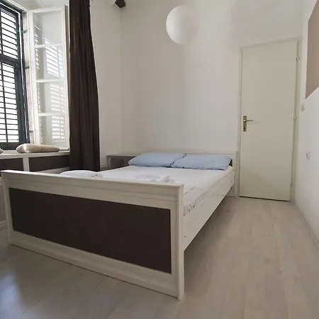 Nautica Rooms 4*