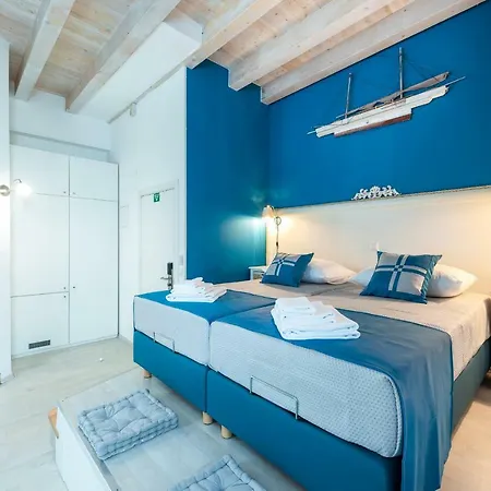 Nautica Rooms Guest house