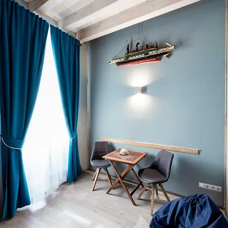 Nautica Rooms 4*